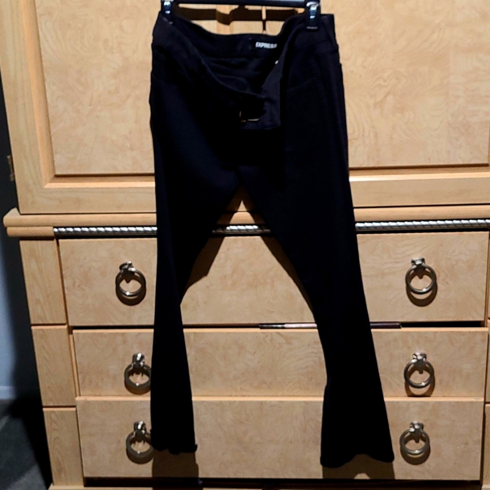 Express Barely Boot Low Rise jeans in Black